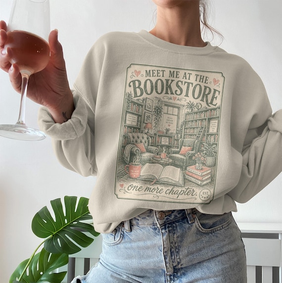 Book Lovers T-shirt Bookish Apparel Bookstore Sweater One More Chapter Top Literary Gift Idea Bookworm Aesthetic Cozy Reader Shirt for