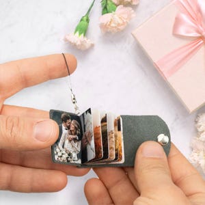 Mini Photo Album Keychain, Personalized Keychain Gift, Gift for Him, Anniversary Gifts, Couple Gift, Boyfriend Birthday Gift, Valentine Gift