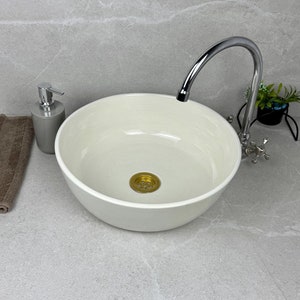 Classic Off-White Ceramic Basin — Handmade Bathroom Sink Bowl with Minimalist Design