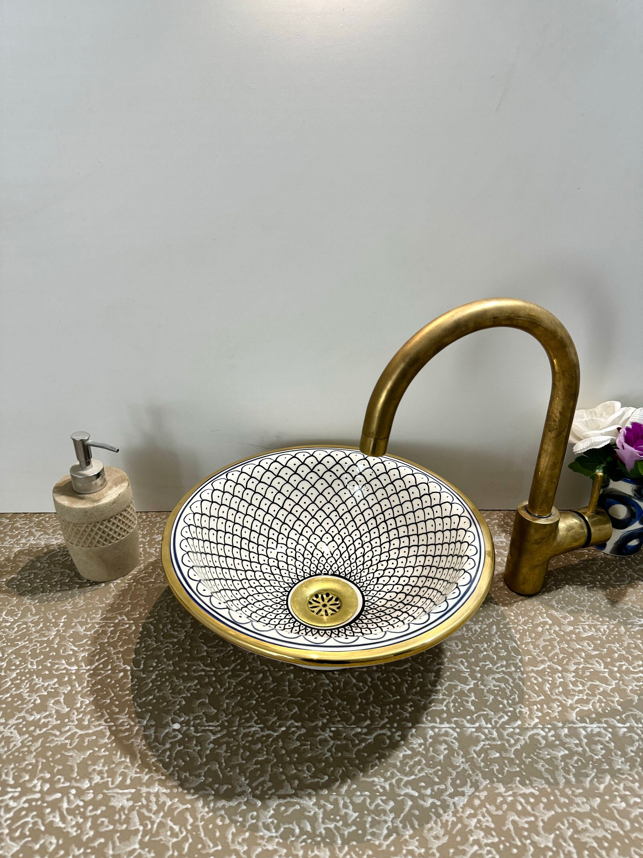 Timeless 14k Gold-rimmed Ceramic Wash Basin - Luxury Finish - Etsy