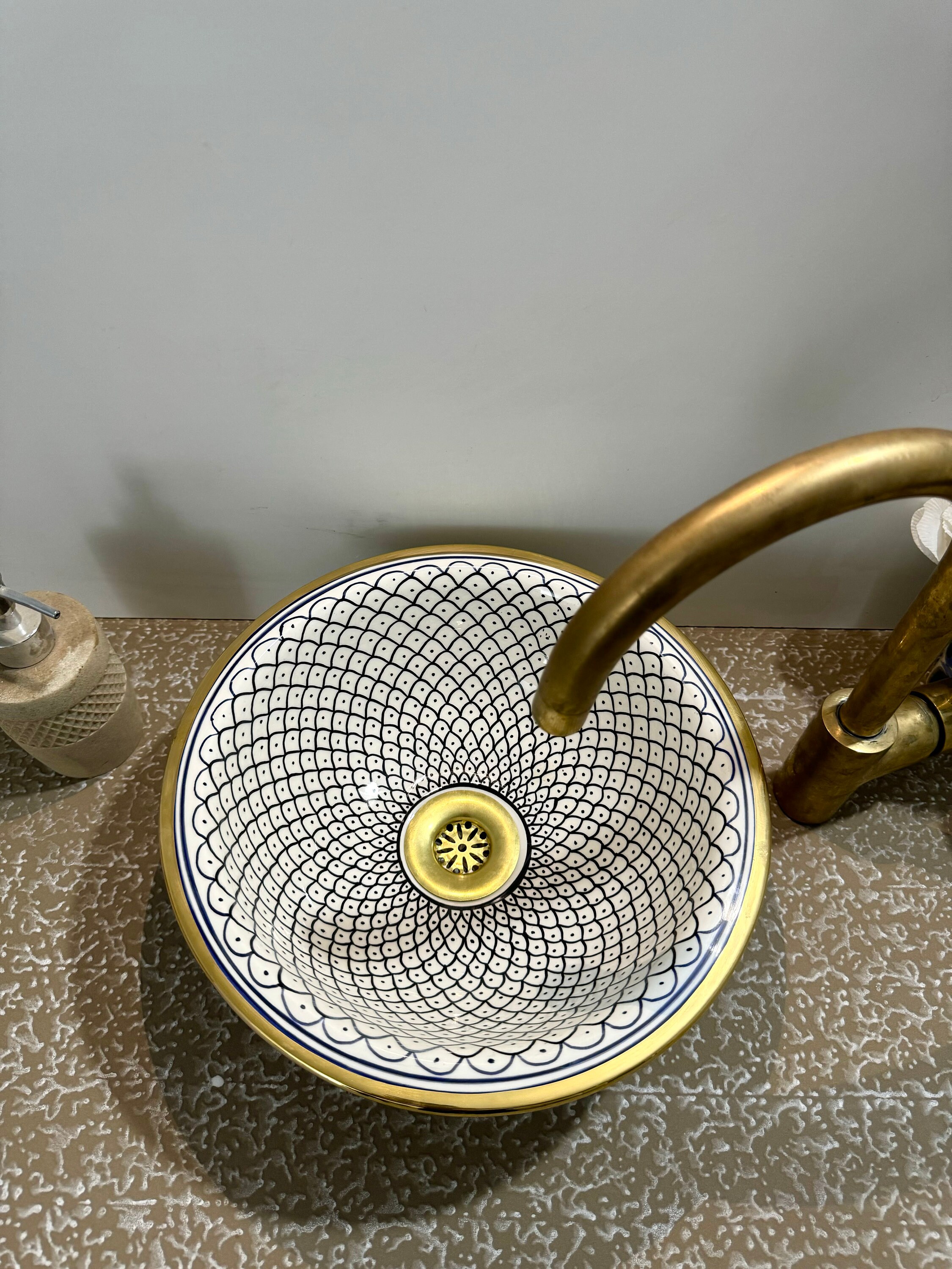 Timeless 14k Gold-rimmed Ceramic Wash Basin - Luxury Finish - Etsy