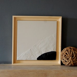 Arte de parede Wabi Sabi em formas abstratas de papelão reciclado emolduradas