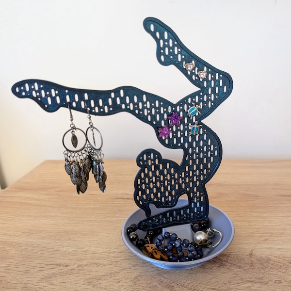 3D Printed Gymnast Earring Holder – Aerial Silhouette Jewellery Stand with Trinket Dish