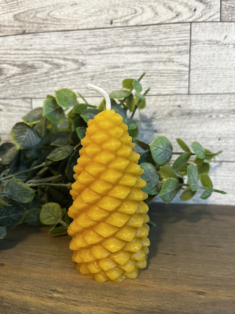 Pure Beeswax Pine Cone Candle image 1