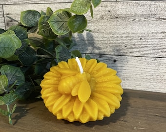 Pure Beeswax Candle - Floating Sunflower with honeybee Candle - unique fall decor