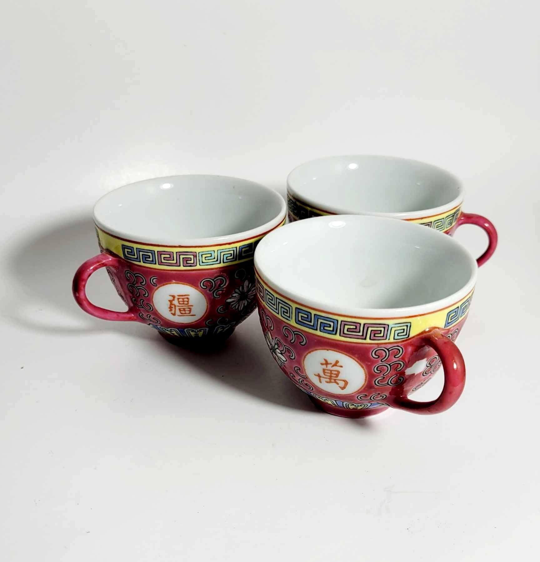 Vintage Chinese Porcelain Tea Cups: Famille Rose Mun Shou Longevity Design, Set of 3