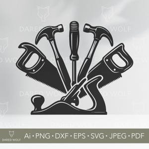 Op de afbeelding: Zwart-wit illustratie van timmermansgereedschap, waaronder een hamer, zaag, schroevendraaier en schaaf. De afbeelding bevat de tekst "DARED WOLF" en bestandstype-opties: Ai, PNG, DXF, EPS, SVG, JPEG en PDF.