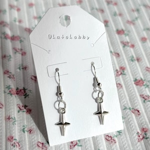 silver star dangle earrings | minimalist jewelry, y2k jewelry, edgy jewelry, celestial jewelry