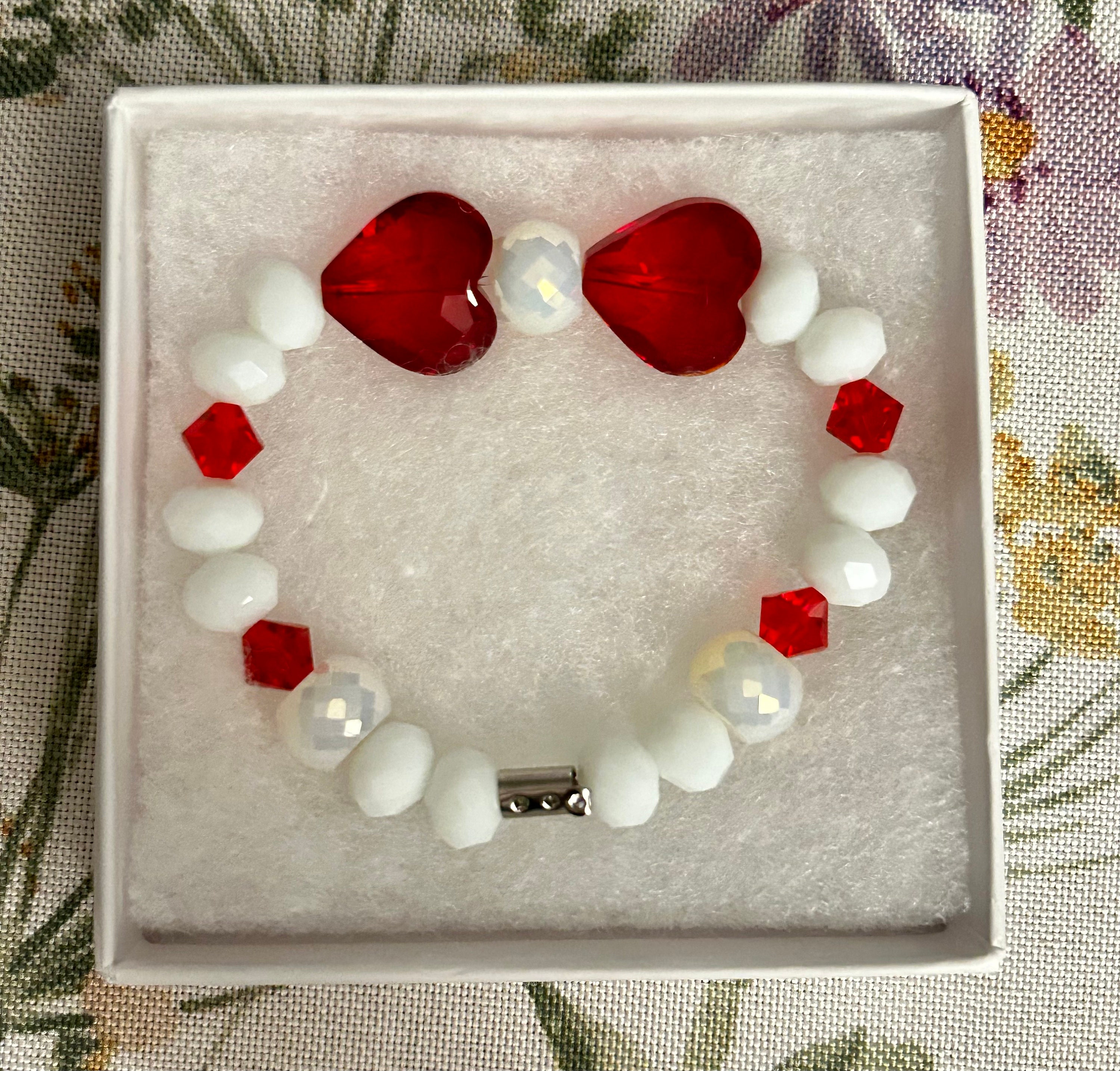 Snowy Hearts - Red White Heart Czech Crystal Glass Beaded Bracelet 