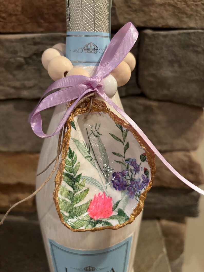 Oyster Shell Wine & Champagne Bottle Charms Seahorse Oranges Pink