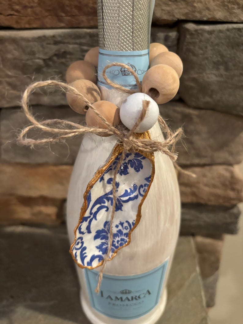 Oyster Shell Wine & Champagne Bottle Charms Seahorse Oranges Pink