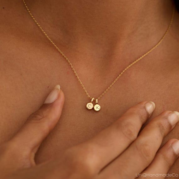 Tiny 3D Initial Round Charm Necklace, Custom Gold Letter Necklace, Family Necklace, Minimalist Necklace, Gift for Her, Graduation Gift