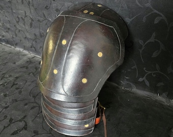 Set of 2 Handmade Leather Pauldron V2