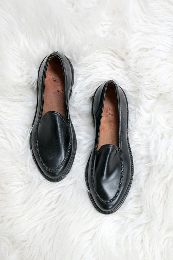 Deadstock, 1950's Glossy Black Slip On Shoes // K… - image 2