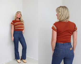 Jeans Wrangler acampanados de lavado oscuro estilo vintage de los años 70 ~ XXS XS ~ Cintura de 71 cm ~ Tiro medio, bajo acampanado, mezclilla de los años 70 ~ Hecho en EE. UU. ~ Ropa country western