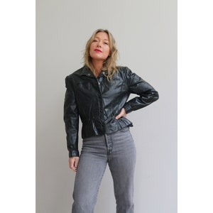 1970&#39;s G-III Ruffle Leather Jacket // Women&#39;s Size Small to Medium // Moto // Genuine Leather // 80&#39;s Fashion // Fitted // 70&#39;s Disco