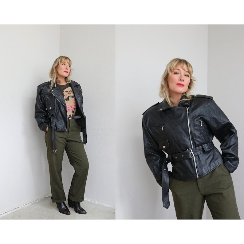 Chaqueta de motociclista vintage negra con cinturón, estilo años 90 ~ Tallas para mujer: S, M, L ~ De pequeña a grande ~ Cuero suave como la mantequilla ~ Estilo motero, estilo años 80 y 90 imagen 1