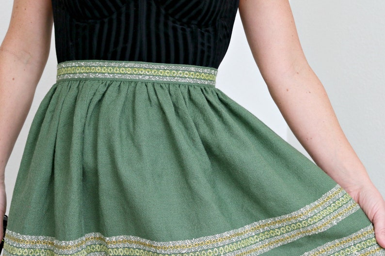 1950s Woven Olive Skirt  Size Extra Small  25 Waist