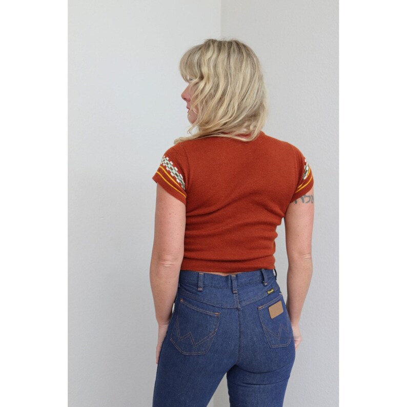 1970's Vintage Dark Wash Flare Wrangler Jeans ~ XXS XS ~ 28" Waist ~ Mid Rise Bell Bottom 70's Denim ~ Made in USA ~ Country Western Wear image 11