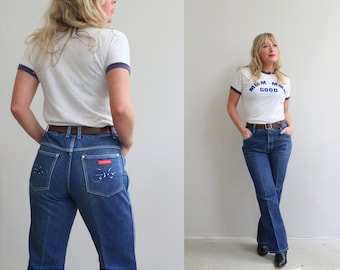 1970's Vintage Braxton Swirl Embroidered Jeans // Women's MD LG Medium to Large // 31" to 32" Waist  // Worn-in Denim // Stretch // 70s