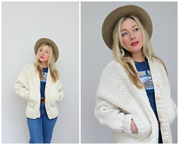 1970's Chunky Knit Cardigan // Size Medium to Extr