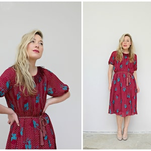1980&#39;s Plum Pleat Floral Dress //Women&#39;s Size Double Extra Small to Extra Small // Midi Dress // Summer Party // Feminine Style
