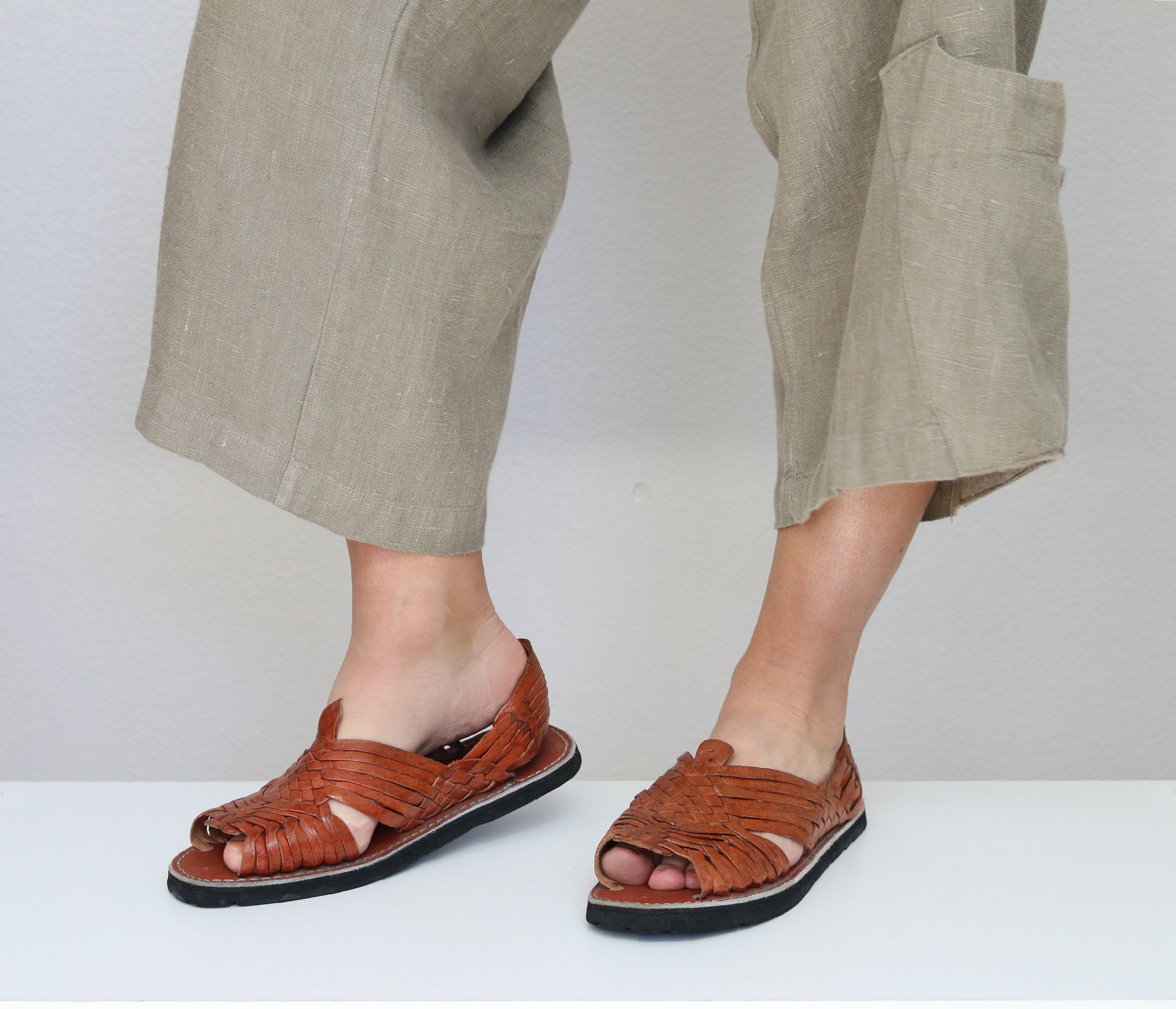 1990's Cognac Huaraches Leather Sandals // Women's Size to 8-1/2