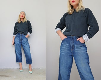 1990's Bill Blass Crop and Whisker Jeans  // Women's Size Small to Medium // 31" Waist // Non-Stretch Denim Dark Wash Cropped Denim