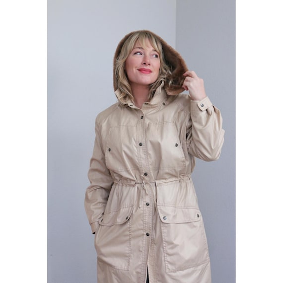 1970's Vintage London Fog & Khaki and Faux Fur Hooded Coat