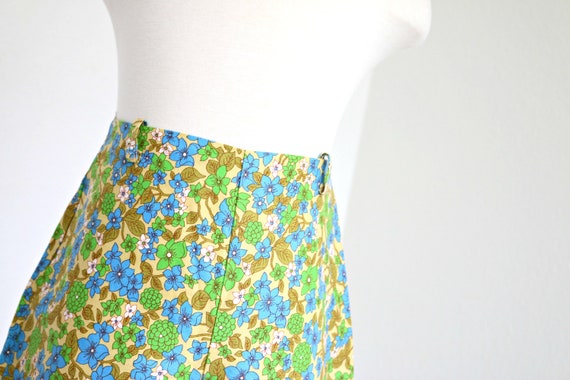 1950s Dahlia Spring Shorts // Girl's Size 10 to 1… - image 5