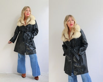 1970's Vintage Black Leather & Fur Collared Jacket // Women's Size Medium to Large // Belted Coat // Fit and Flare // Real Leather 70's Glam