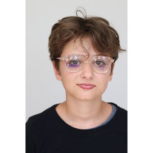 New Old Stock, Windsor Optical Red Crinkle Frames // Size 48-14-125 // Kid&#39;s Reading Glasses