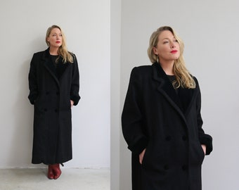 1990's Amanda Gail Wool & Velvet Overcoat // Women's Size Medium to Large // Full Length // Velvet Collar // Winter Jacket // Heavy Coat 90s