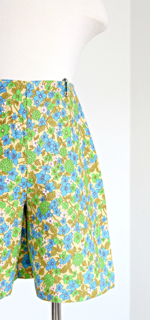 1950s Dahlia Spring Shorts // Girl's Size 10 to 1… - image 4