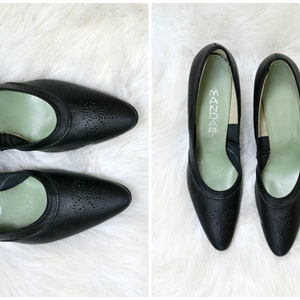 1960&#39;s Mandarin High Heels // Women&#39;s Size 6-1/2 (6.5) to 7 // Pointed Toe // Black Vegan Leather Shoes // 50&#39;s Style // Vintage Pumps
