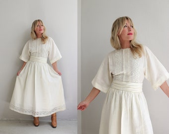 1980's Ramie Cream & Crocheted Lace Vintage Dress // Women's Extra Small to Small // Wide Sleeves // Black Tie Brand // He-ro Industries