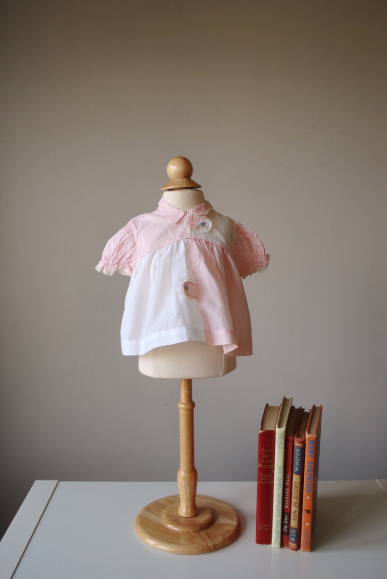 1960s Summer Flutter Blouse // Baby Size 12 months // Lightweight Top // Infant Shirt image 2