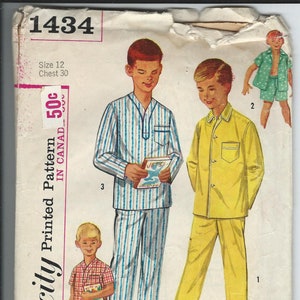 1955 VINTAGE SIMPLICITY PATTERN. Boy&#39;s Pajamas in Two Lengths. 1434 Size 12.