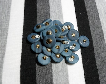 Round blue button. 1 button.