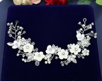 Handmade Floral Bridal Hairpiece,Vintage-Inspired Wedding Headband with Pearl & Crystal Accents,Bridesmaid Boho Bride Hair Accessories