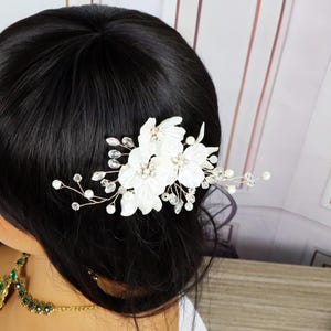 Bridal Hair Clip ,Handmade White Petal Pearl & Crystal Hairpin, Floral Wedding Hair Accessory for Bride, Bridesmaid Hair Accessories