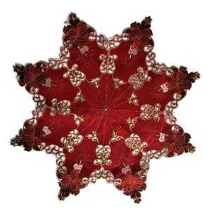 Christmas Holiday Star Shaped Table Topper or Large Doily with Red Candles and Fabric Size 36 inches