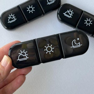 7 Days Pill box 7 Slots Pill Box Holder Storage Organizer Container Case Pill Box Collection Pill Organizer cute Day and night Pill Box