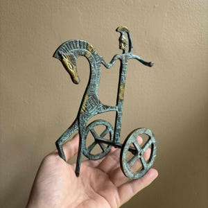 Greek horse and chariot art object - Athena Minerva on Chariot bronze sculpture - Roman figurine
