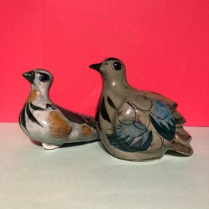 2 Mexican pottery bird figurines - Partridge - Folk art - Mexico Tonala - ceramic collectable - boho home decor