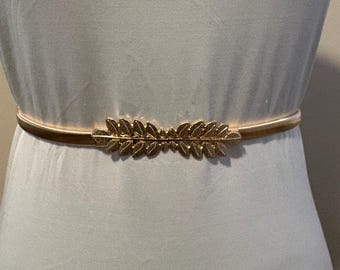 Gold Leaf Buckle Stretch Belt: Elegant Women's Party Dress Accessory