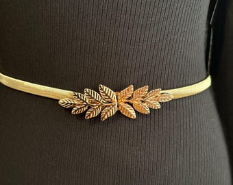 Vintage Elastic Leaf Buckle Women's Waist Belt: Elegant Women's Dress Accessory
