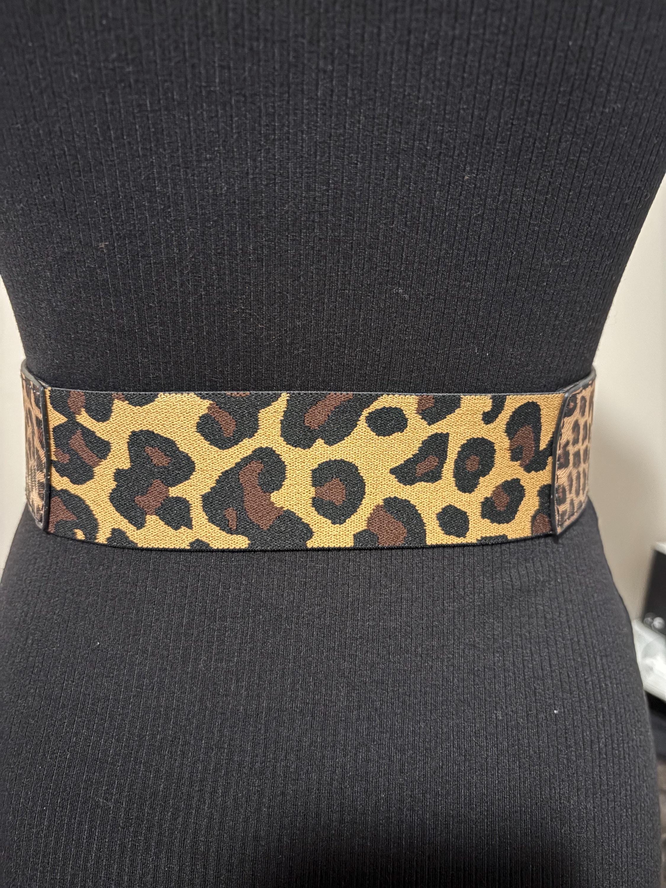 9236 Wide Elastic Stretch Vintage Antique Retro Buckle Belt (black- Leopard Wide Leopard Print Elastic Cinch Belt: Retro Statement  main image 2