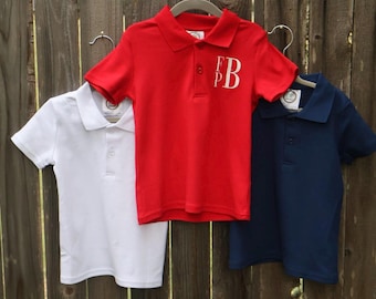 Polo con monograma para niño pequeño