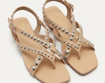 Jeffrey Campbell Xanthe leren sandalen met studs bezaaid boho string | Gekruiste slingback-riemen, maat 9 M